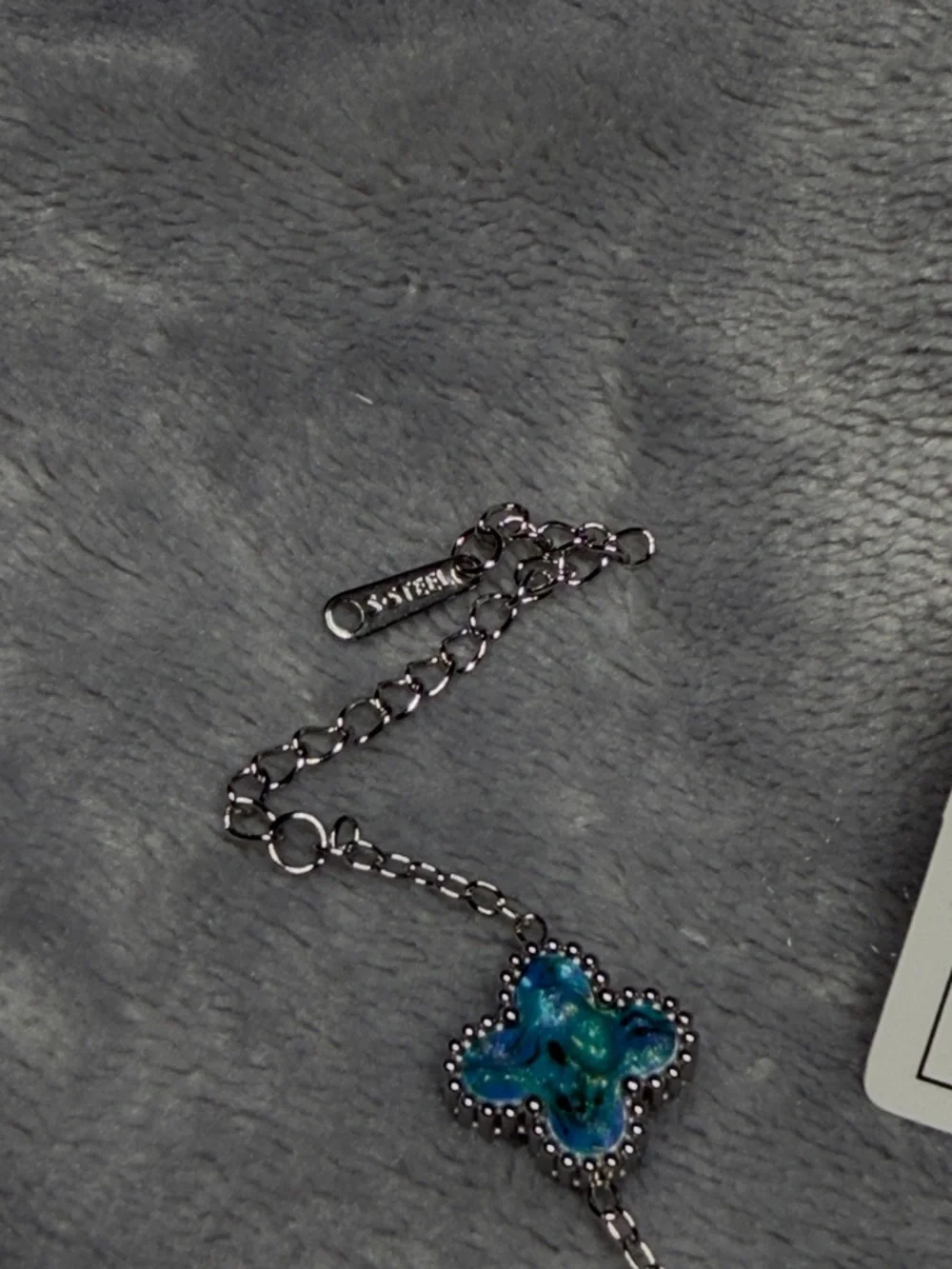 Stainless Steel Turquoise Blue Clover Bracelet and Stud Earrings Set - Picture 3 of 5